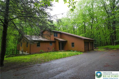 1945 Summer Mountain Rd, Palmerton, PA, 18071-6337 | Card Image