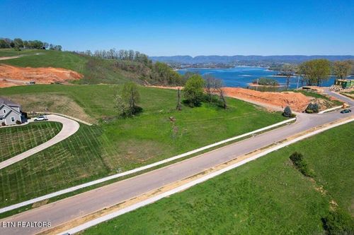 2251 Windswept Way, Morristown, TN, 37814-5321 | Card Image