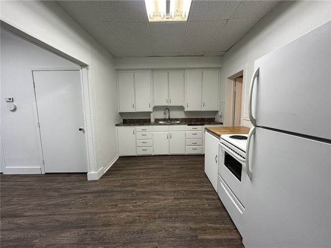 APT-1 - 501 River St, Home with 0 bedrooms, 0 bathrooms and null parking in COLFAX WI | Image 4