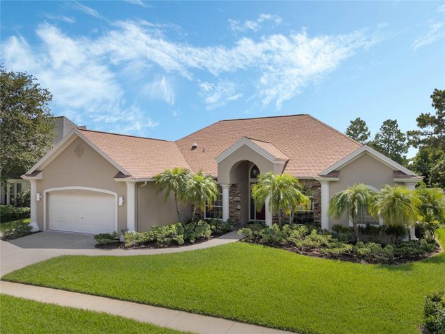 1560 Edgewater Drive, House other with 3 bedrooms, 2 bathrooms and null parking in Mount Dora FL | Image 2
