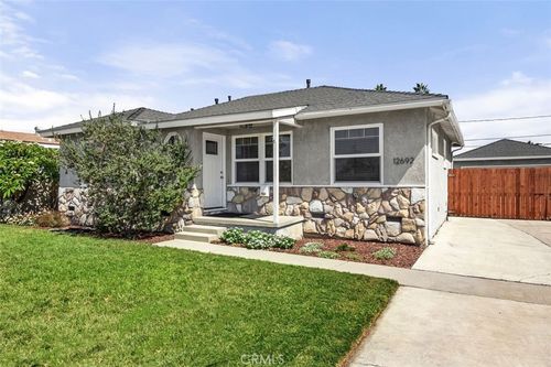 12692 West St, Garden Grove, CA, 92840-5619 | Card Image