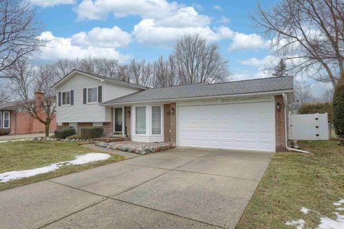 34405 Shorewood Street, Chesterfield Township, MI, 48047 | Card Image