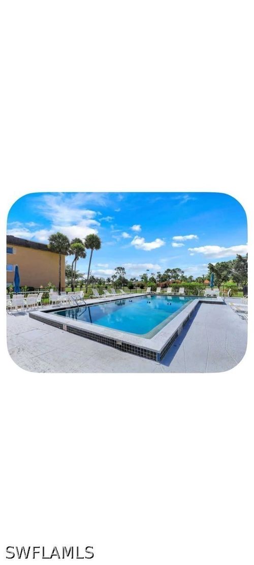 201-5651 Rattlesnake Hammock Rd, NAPLES, FL, 34113-3526 | Card Image