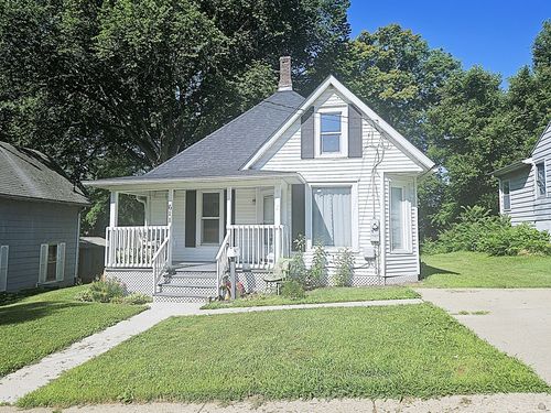 611 S Dixon Ave, DIXON, IL, 61021-3752 | Card Image