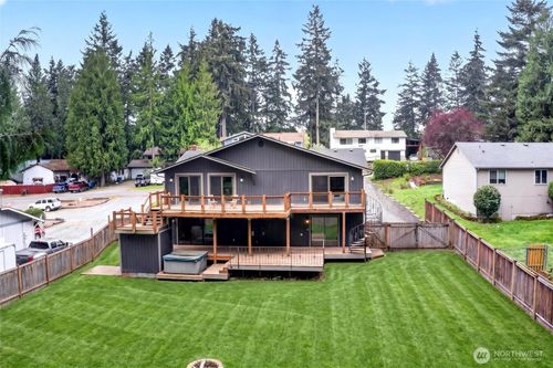 4815 W Tapps Dr E, Lake Tapps, WA, 98391-8930 | Card Image
