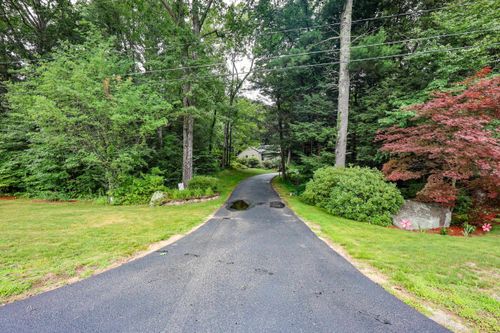 60 Hawke Ln, Danville, NH, 03819-3137 | Card Image