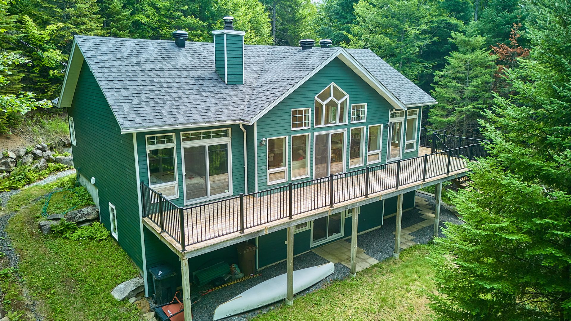 Residential in Saint-Adolphe-d'Howard
