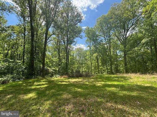 1026 Towlston Rd, MCLEAN, VA, 22102-1111 | Card Image