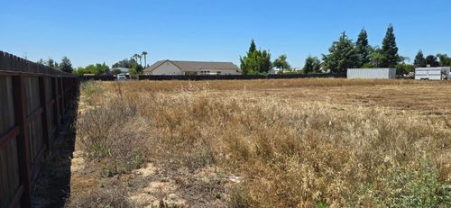 6958 Gertrude Ave, Winton, CA, 95388-9545 | Card Image