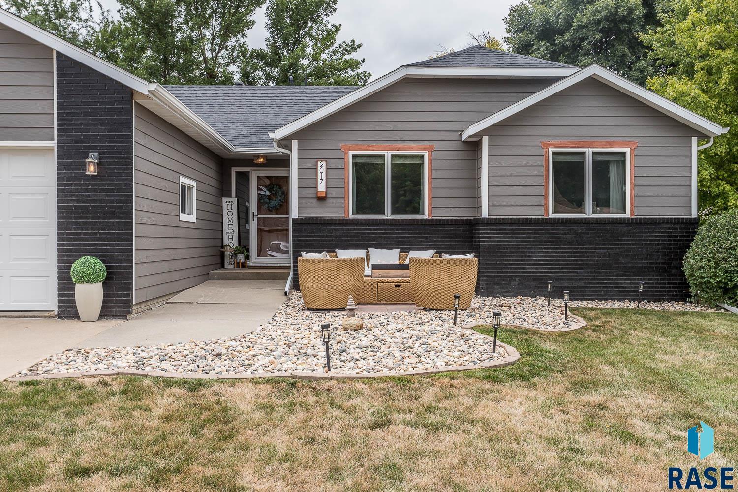 Thatcher Cir, Sioux Falls, SD 57106