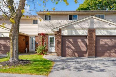 7 - 1350 Limeridge Rd E, Townhouse with 3 bedrooms, 1 bathrooms and 2 parking in Hamilton ON | Image 1