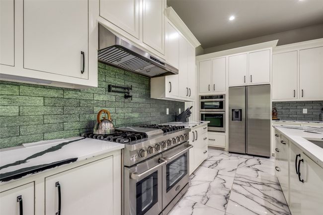 7281 Waters Edge Dr, House other with 5 bedrooms, 4 bathrooms and null parking in The Colony TX | Image 10