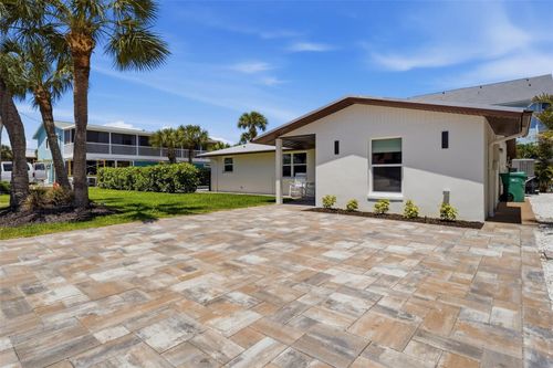 120 Stanford Dr, Englewood, FL, 34223-5740 | Card Image