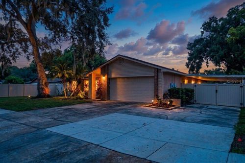 613 Pine Forest Dr, BRANDON, FL, 33511-7817 | Card Image