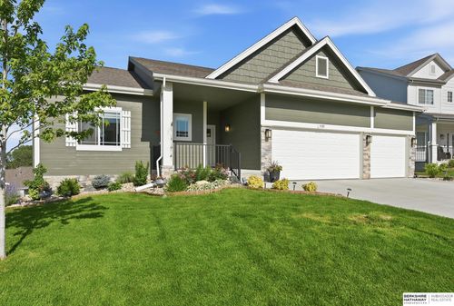 5520 N 181st St, Elkhorn, NE, 68022-4341 | Card Image