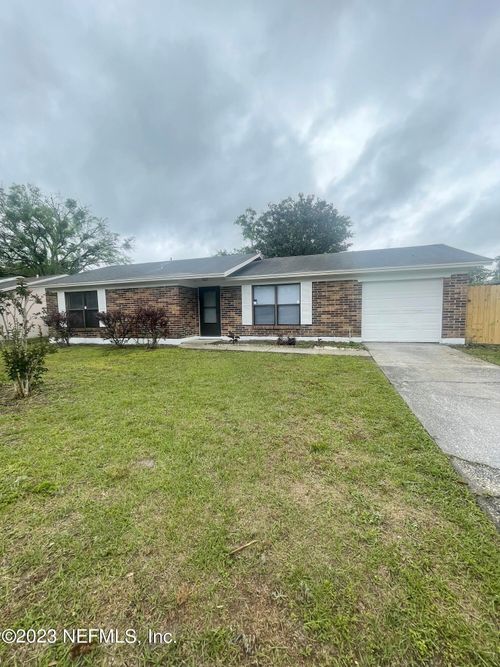 7976 Shircliff Dr, Jacksonville, FL, 32210-3563 | Card Image
