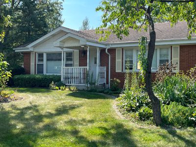 20W143 99th Street, House other with 3 bedrooms, 2 bathrooms and 8 parking in Lemont IL | Image 2