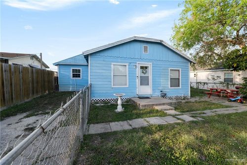 1914 W Barcelona Ave, Harlingen, TX, 78550-2122 | Card Image