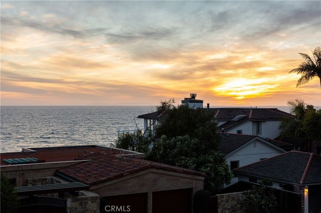 2160 Ocean Way, House other with 4 bedrooms, 4 bathrooms and 2 parking in Laguna Beach CA | Image 12