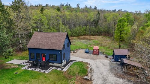 179 Hopkins Ln, Becket, MA, 01223-9462 | Card Image