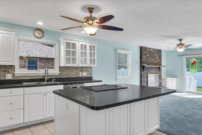 306 Wesley Ave, House other with 3 bedrooms, 2 bathrooms and 2 parking in Savoy IL | Image 13