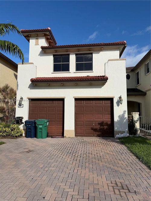 8935-8935 Sw 228th Ln, Cutler Bay, FL, 33190-1957 | Card Image