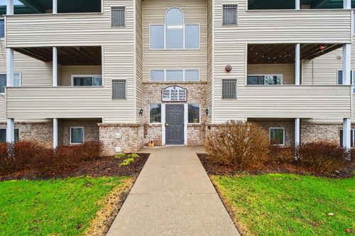 8624 Jasonville Ct, Caledonia, MI, 49316-7943 | Card Image