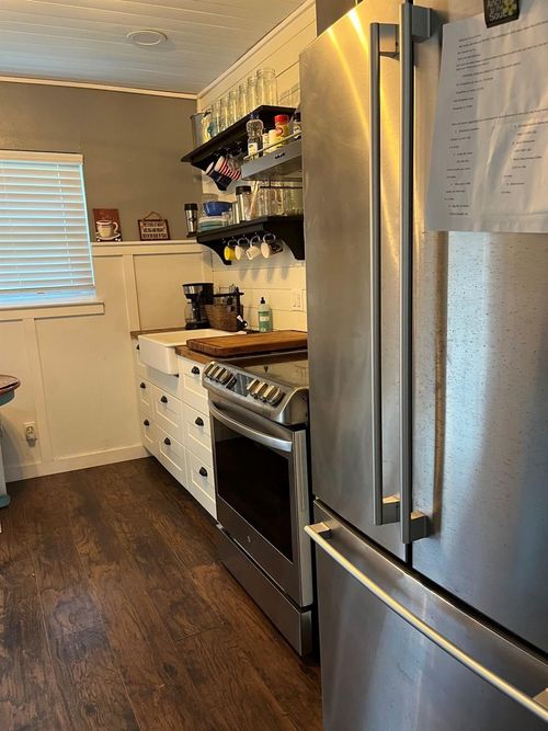284 Jackie Ln, Trinity, TX, 75862-6604 | Card Image