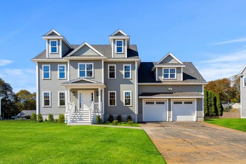 123 Livingstone Ave, Beverly, MA, 01915-4020 | Card Image