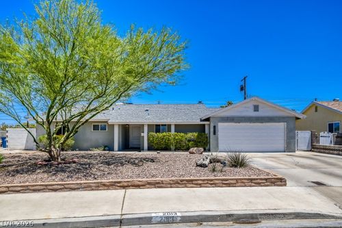 2013 El Greco St, Las Vegas, NV, 89102-0526 | Card Image
