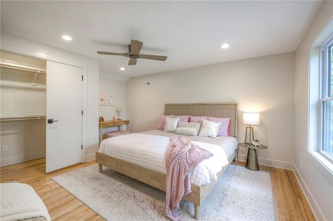 10314 Sagamore Ln, House other with 6 bedrooms, 5 bathrooms and null parking in Leawood KS | Image 45