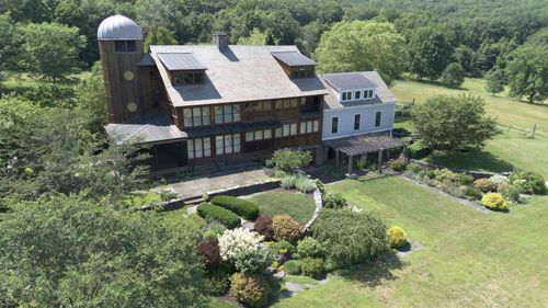 1324 Middle Rd, Dummerston, VT, 05301-9402 | Card Image