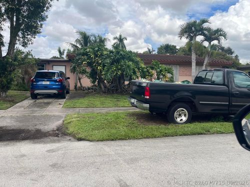 5051 Sw 10th St, Plantation, FL, 33317-4406 | Card Image