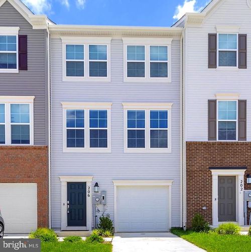 206 Telluride Way, CHARLES TOWN, WV, 25414-6086 | Card Image