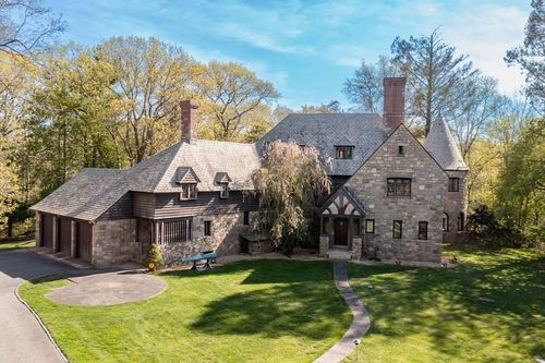 3 Evergreen Ln, Hingham, MA, 02043-1047 | Card Image
