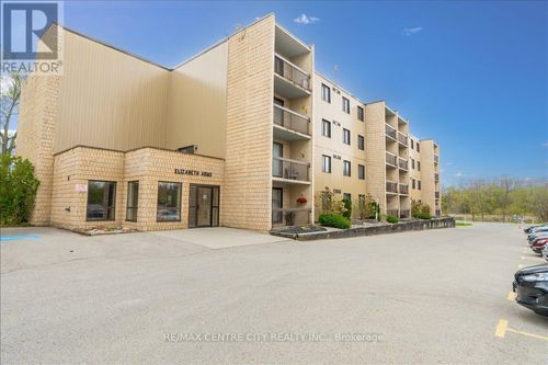 102-31 Victoria St, Strathroy, ON, N7G3Y4 | Card Image