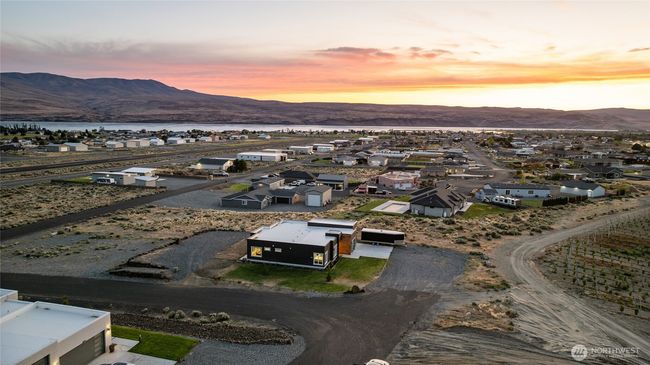 101 Wren Loop N, House other with 3 bedrooms, 3 bathrooms and 3 parking in Mattawa WA | Image 8