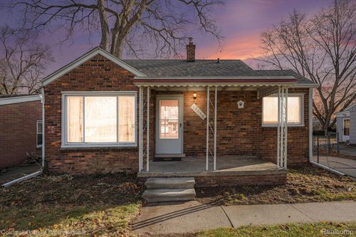 12050 Cavell St, Livonia, MI, 48150-2304 | Card Image