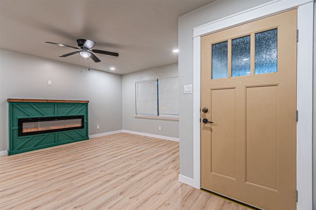 608 Laurel St, House other with 3 bedrooms, 2 bathrooms and null parking in Lancaster TX | Image 9