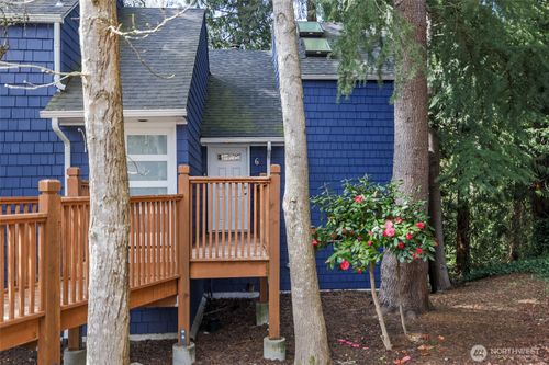 6-9165 45th Ave Sw, Seattle, WA, 98136-2673 | Card Image