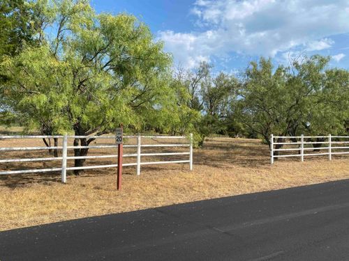 1300 Avenida Serena, Marble Falls, TX, 78654 | Card Image