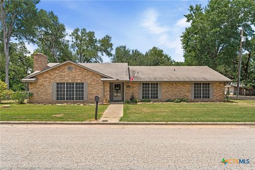 1101 19th St, Cameron, TX, 76520-2113 | Card Image