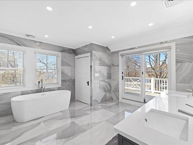 572 Jerusalem Rd, House other with 4 bedrooms, 3 bathrooms and 6 parking in Cohasset MA | Image 28