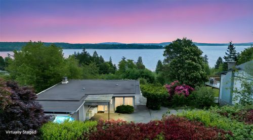 427A Walker Ave, Ladysmith, BC, V9G1V7 | Card Image