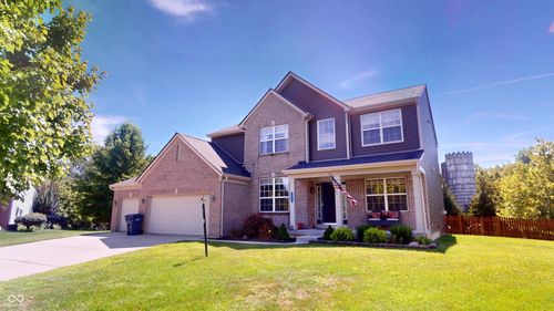 7448 Wythe Dr, Noblesville, IN, 46062-8295 | Card Image