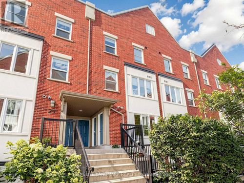 4-29 Frances Loring Lane, Toronto, ON, M4M3E8 | Card Image