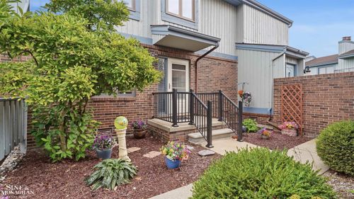 1715 River Rd #11 Road, St Clair Township, MI, 48079 | Card Image