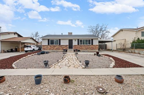 7883 W Glenwood Ave, Magna, UT, 84044-1951 | Card Image