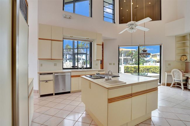 3721 Ne 30 Th Ave, House other with 6 bedrooms, 5 bathrooms and null parking in Lighthouse Point FL | Image 22