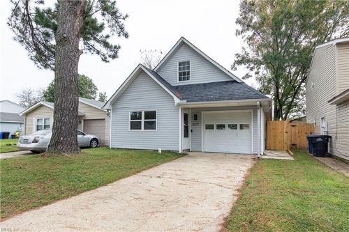 3877 Peachtree Ln W, Portsmouth, VA, 23703-2537 | Card Image